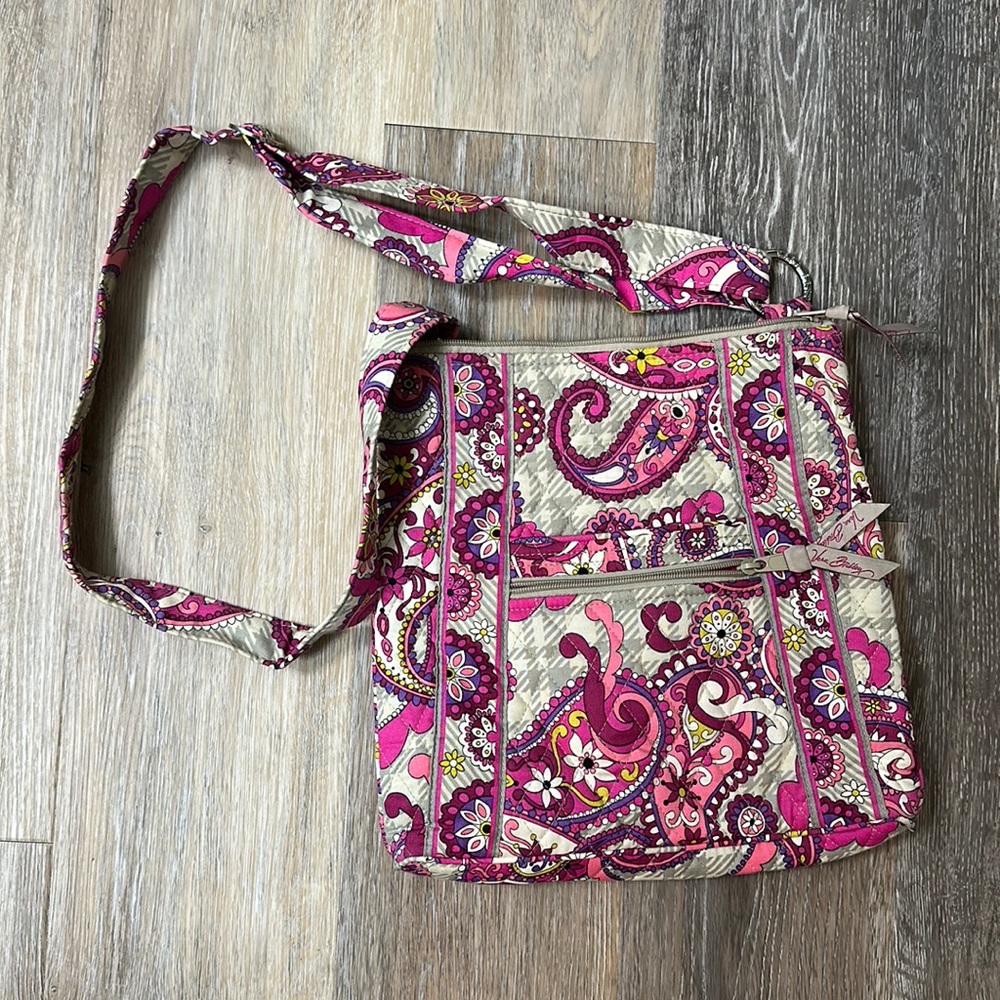 Vera Bradley Crossbody.
